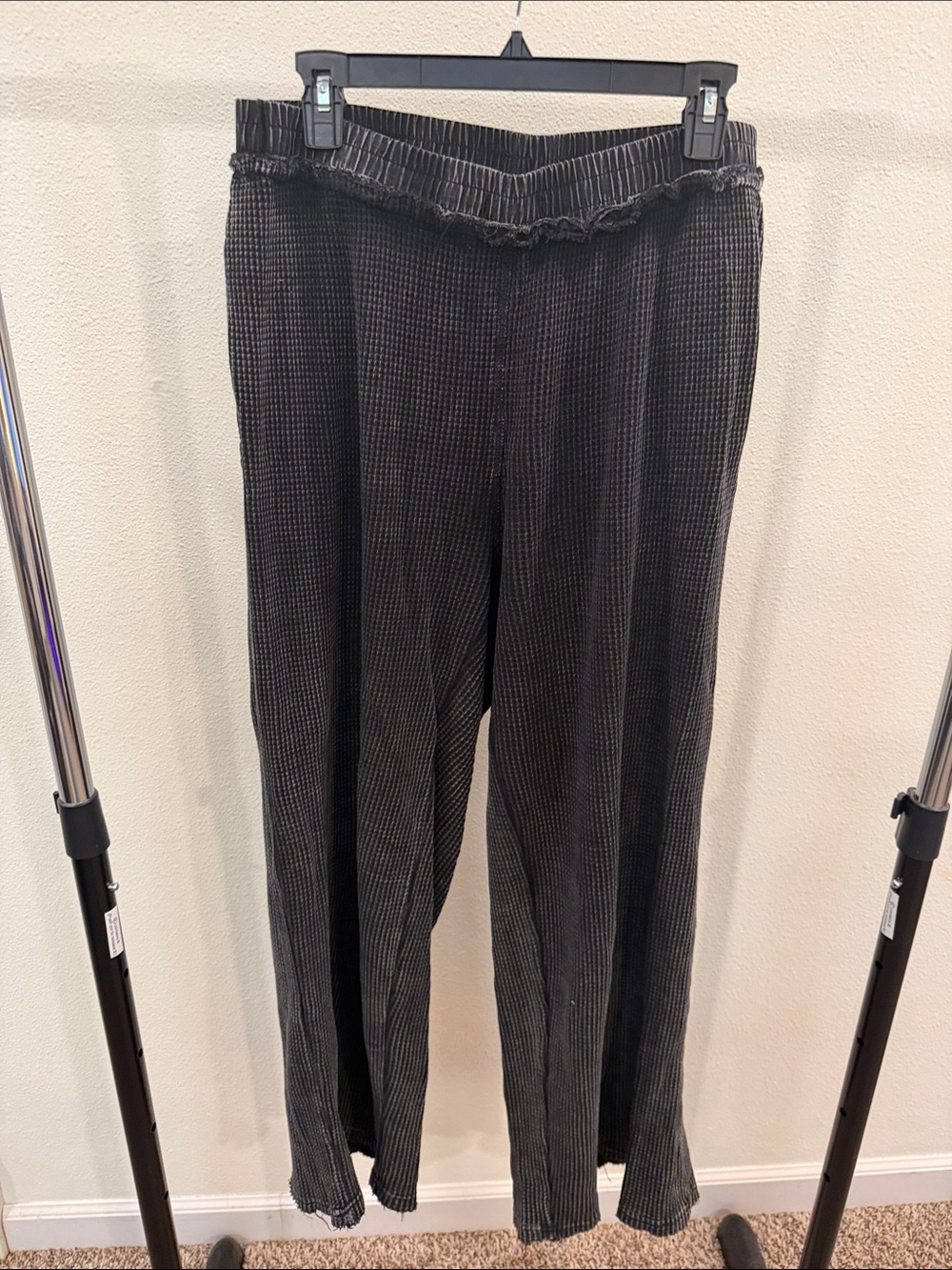 Mono B Black Ribbed Pull-On Women's Joggers with Ruffle Waist